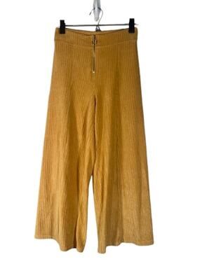 Pull & Bear Gold Yellow Ribbed Textured Capri Cropped Pants Women Sz 4